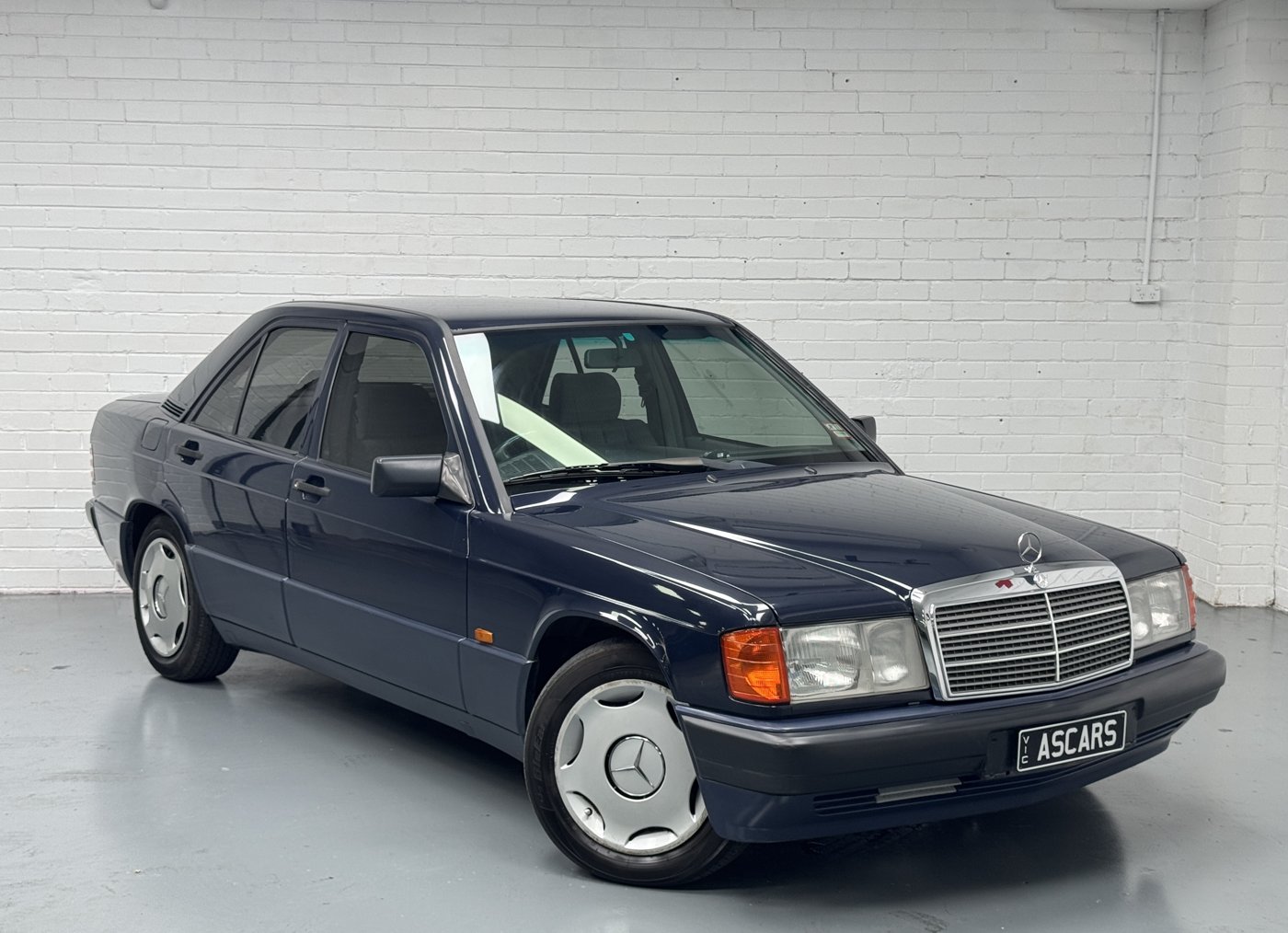 1993 Mercedes-Benz 180E